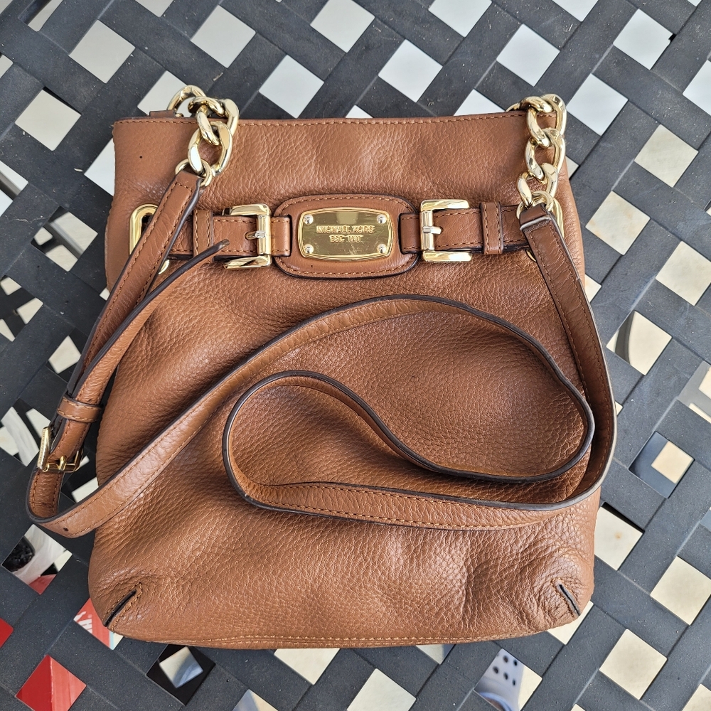 Michael Kors crossbody purse